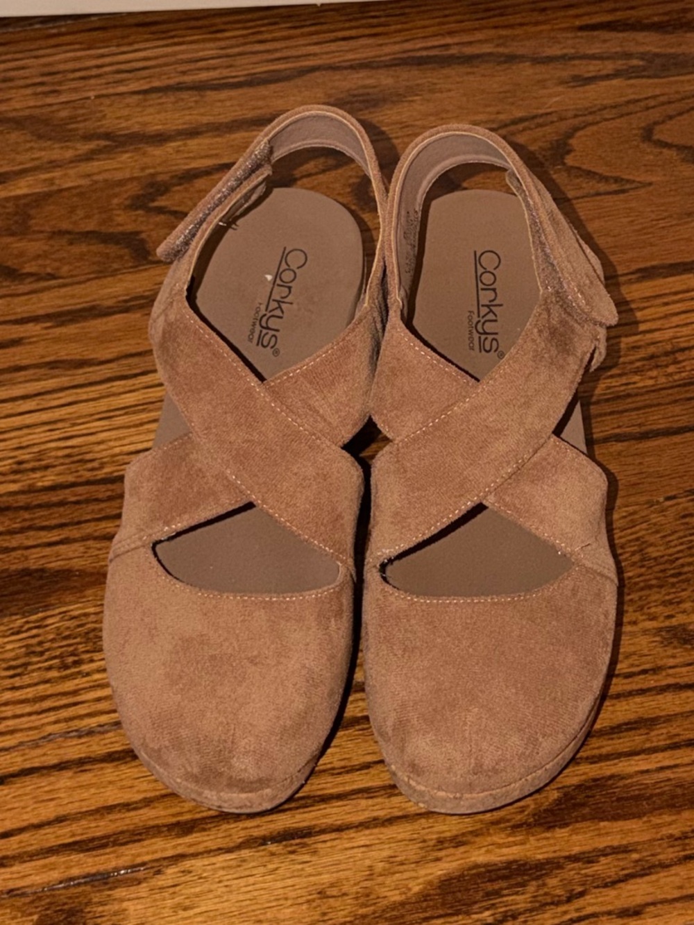 Corky’s Brown Cork Wedge Sandals - Picture 10 of 11
